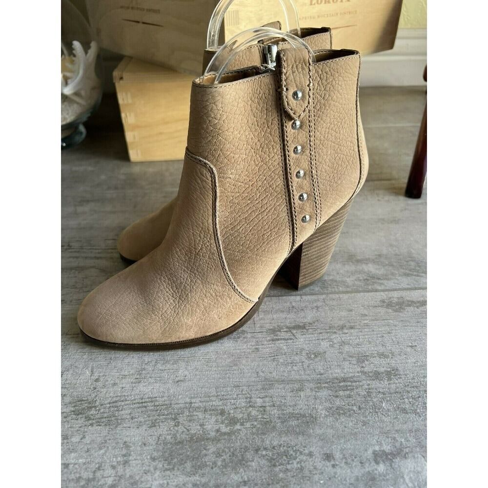 COACH Haven Tan Burnish Goat Leather Studded Ankle Boots Booties Designer 8 M